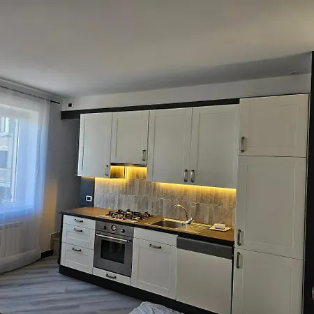 Casa Clelia, Esclusivo Frontemare A דירה