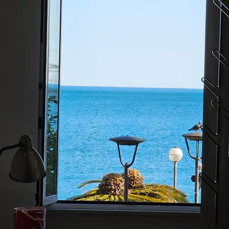 Daire Casa Clelia, Esclusivo Frontemare A *